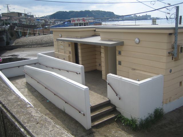 海岸トイレ5